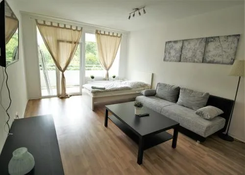 Work and Stay Apartment Balcony in Düsseldorf, Deutschland