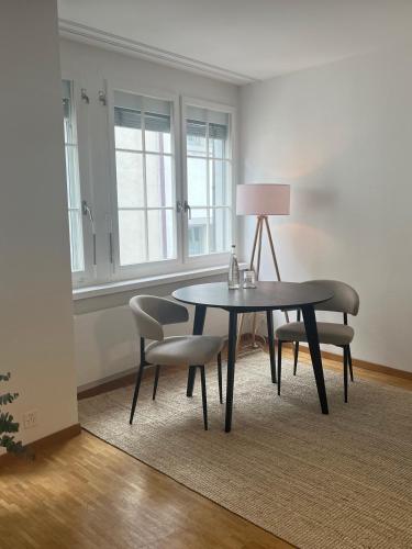 Central Old Town apartment 10 min to Mainstation with washer & dryer, Zürich (photo 4)
