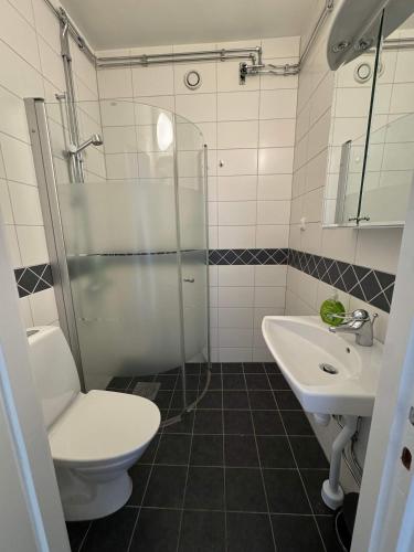 Easy living in suburban studio in Sundbyberg