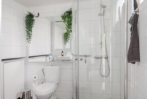 Cute and Cozy Guesthouse near Water in Tyresö