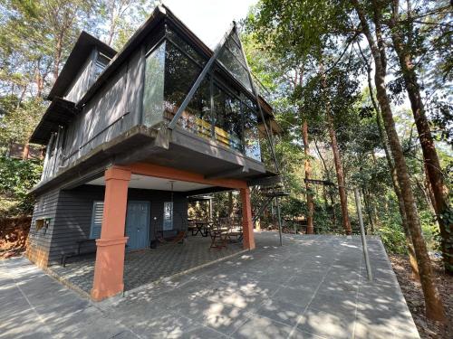 Wild root stay- Aster Chalet in 瓦拉杜爾