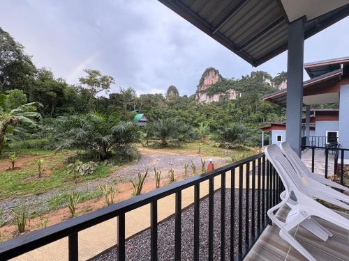 카오속 (수랏타니) Khao Sok Backpacker Hostel 2성급 호텔 로비