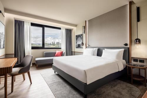 Radisson Blu Hotel Florence - image 2