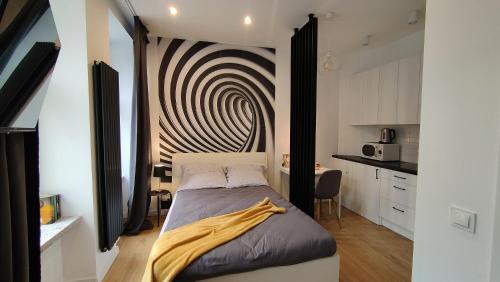 Gothic Viral Apart