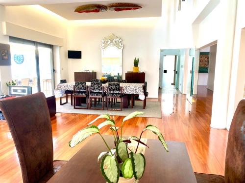 Villa les escapades luxo & piscine in Santa Maria Da Feira