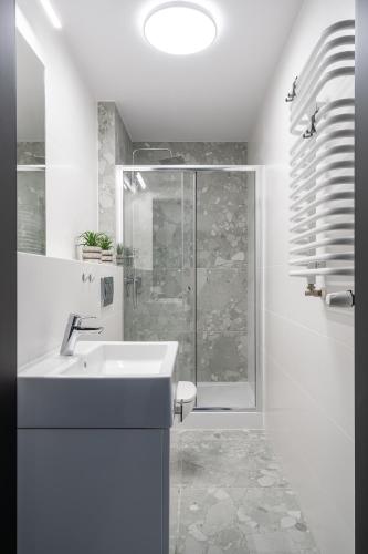 Symphony City Square Aparthotel by INA, Vratislav (fotografie 8)