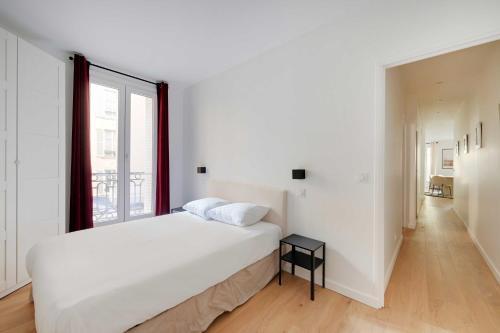 Superb apt a c – 2BR 6P – St Germain-des-Prés - image 4