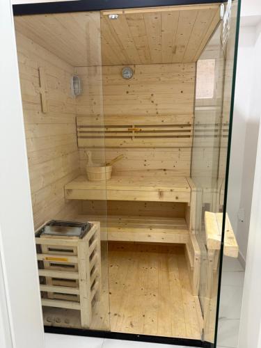 Sauna, Ferien- & Wellneswohnung mit privater Sauna und Whirlpool in Gelnhausen