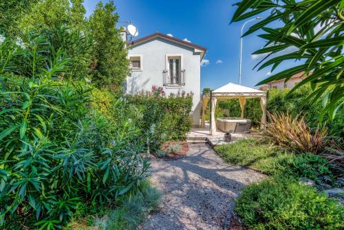 House Andrea - main image