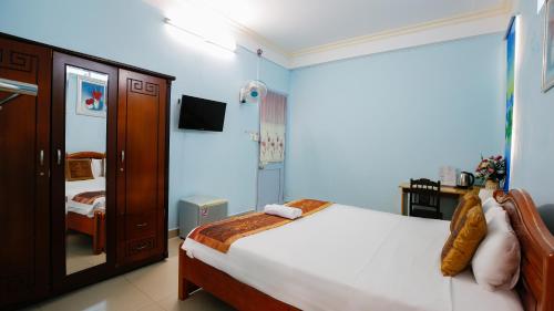 1 queen bed