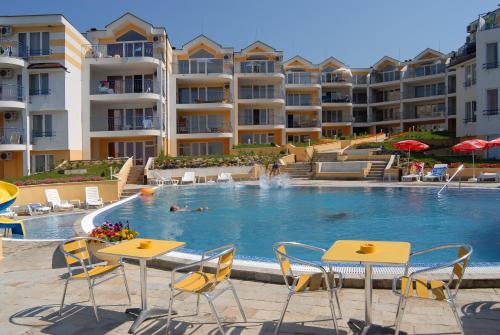 Apartments in Complex Panorama, 