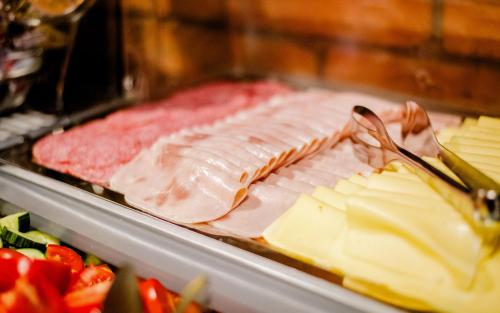 อาหารและเครื่องดื่ม, เพนชั่น เปอตี (Pension Petit) in บราติสลาวา 1