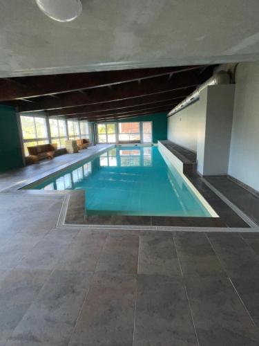 T3 Terrasse Piscine Sauna Spa Jausiers Magnans D102