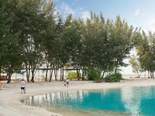 Batumera near Thousand Islands