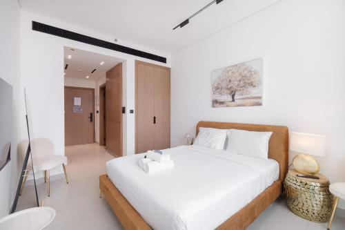 Free housekeeping visits during your stay - StayShort - Perfect Studio in Binghatti Azure JVC - Sleeps 2, Dubai (foto 5)