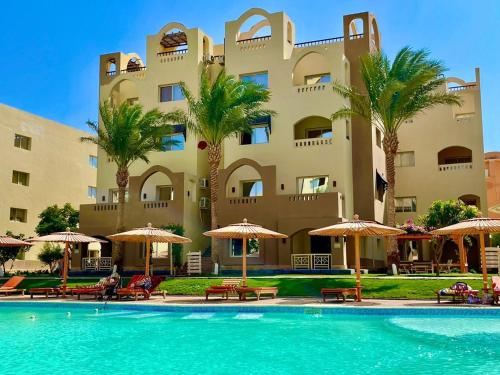 El Karma Aqua Beach Resort – khách sạn tại Al Ahyaa
