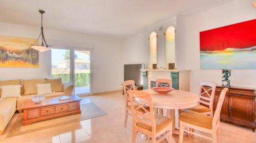 Facilities, Santa Lucia WB 6P by CARLOSFERIEN in Santa Llucia