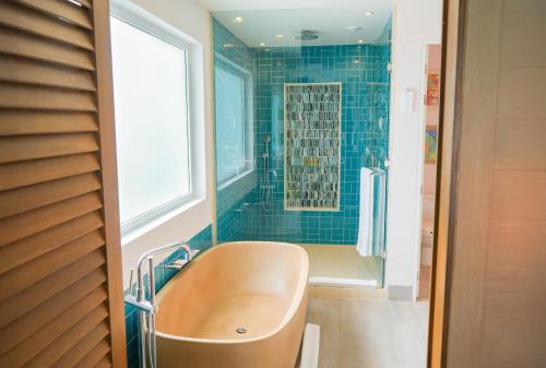المرافق, Margaritaville Island Reserve Riviera Maya - An Adults Only All-Inclusive Experience in كانكون