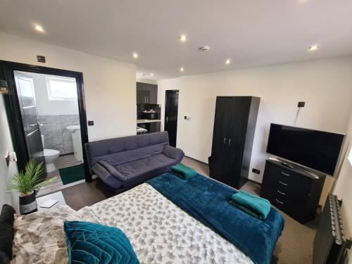 YPS Studio Rooms in Walton