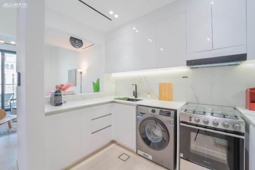 Modern Brand New 1BR Luxury Apartment With Cozy Interiors In Jumeirah Village Circle, Dubaj (zdjęcie 2)