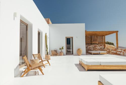 Sea view - Luxury Pool Villa - Golden Beach, Paros in Tzanes