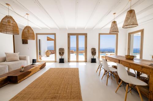 Sea view - Luxury Pool Villa - Golden Beach, Paros in Tzanes