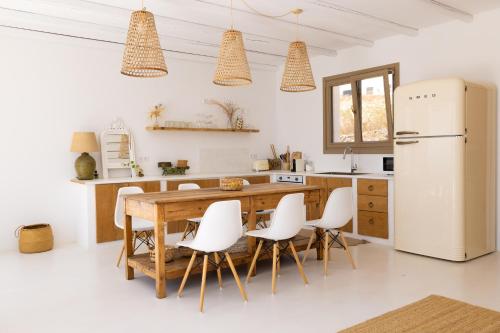 Sea view - Luxury Pool Villa - Golden Beach, Paros in Tzanes