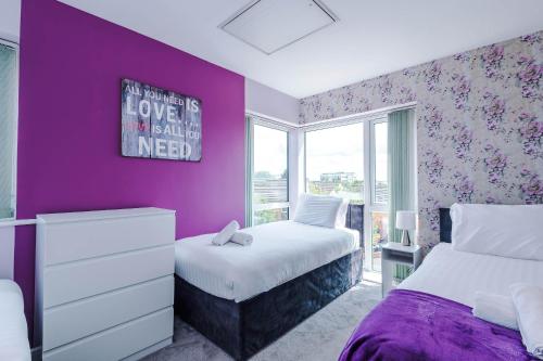 Newly Refurbished 4Bedroom Townhouse by the Etihad, Manchester (photo 9)