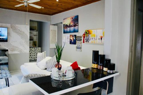 Newlands Comfortable Abode