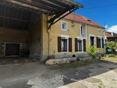 La Chauminette 12 pers calme gîte à louer Breuilleron
