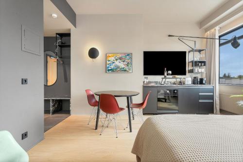 Arctic Comfort Hotel - main image