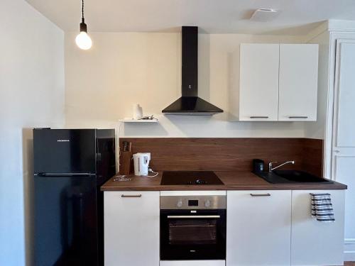 virtuve, Appartement duplex centre-ville entièrement rénové (Appartement duplex centre-ville entierement renove) in Mortagne-au-Perche