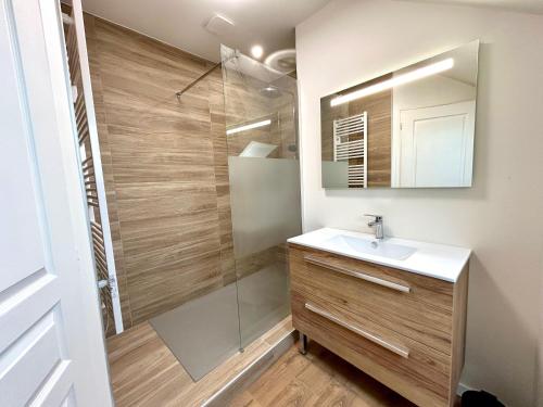Duša, Appartement duplex centre-ville entièrement rénové (Appartement duplex centre-ville entierement renove) in Mortagne-au-Perche