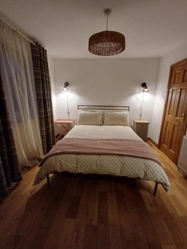 Cosy Holiday Home Acharacle Sleeps 6 in 阿哈勒豪