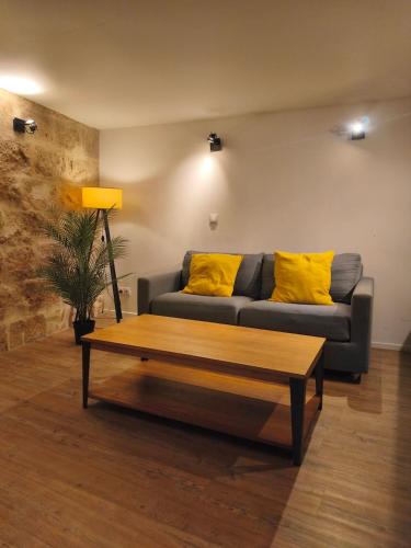 Sleep-in-Montpellier, Gaya, 6 pers, Ecusson