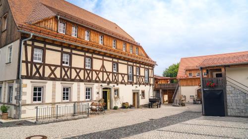 . Familien- und Apartmenthotel Lerchenberghof