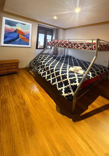 La Reina de Gran Via - PARKING TPH, Madrid