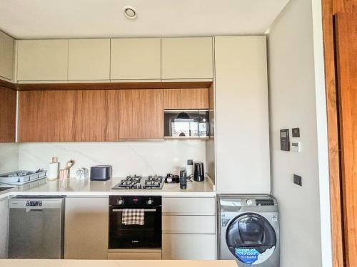 CFC Casablanca - Luxury 1-Bedroom Apartment with Anfa Park View, Касабланка (фото 10)