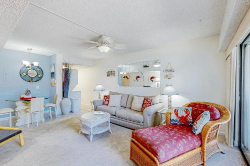 Bluewater East Oceanblock Condos - image 7