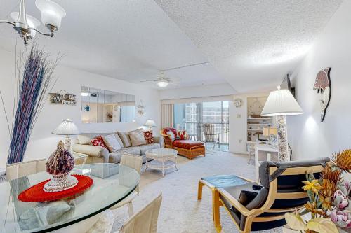 Bluewater East Oceanblock Condos - image 9