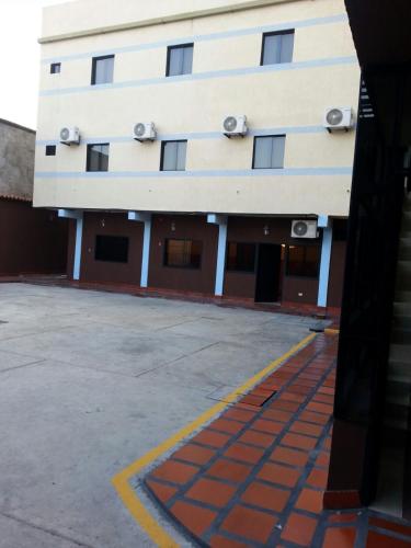 Exterior view, Hotel Carrizal Suites in Barinas
