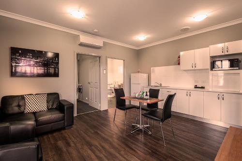 阿奎娜汽車旅館 Akuna Motor Inn