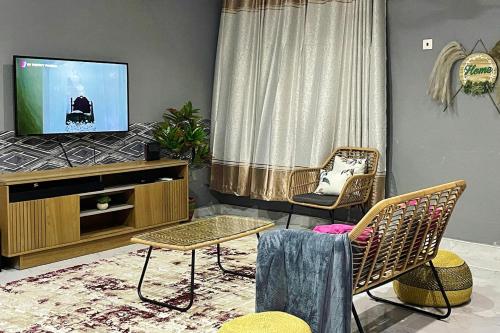 1 Bedroom Sleeps 2 -Free Parking -Children welcome in Tamale