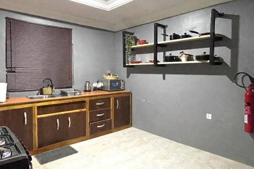 1 Bedroom Sleeps 2 -Free Parking -Children welcome in Tamale