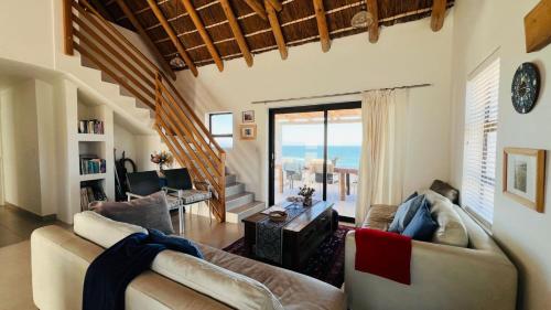 Kleinbos Beach Villa in Boggomsbaai