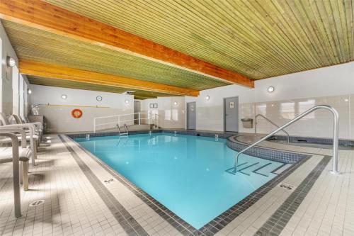 Best Western Plus Country Meadows Inn in Aldergrove, Canada