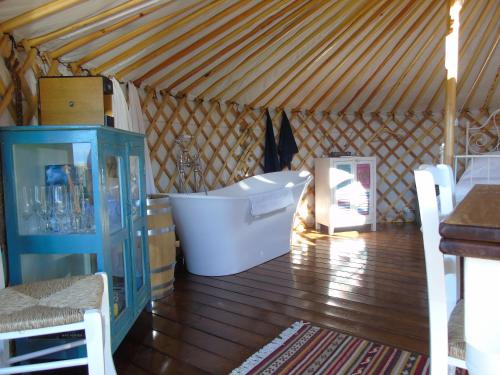 Glamping Abruzzo - The Yurt