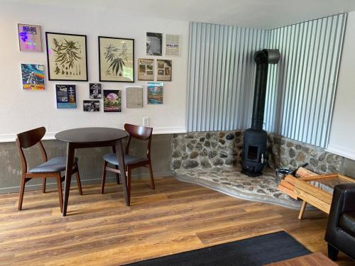 Unique Farm Apartment with Woodstove in Freshwater (CA)