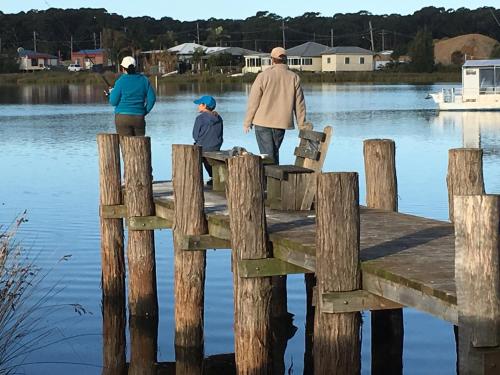 Lake Edge Apartments