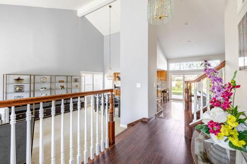 Spacious 4-bedroom family house-20 mins to Disney Land in Rowland Heights